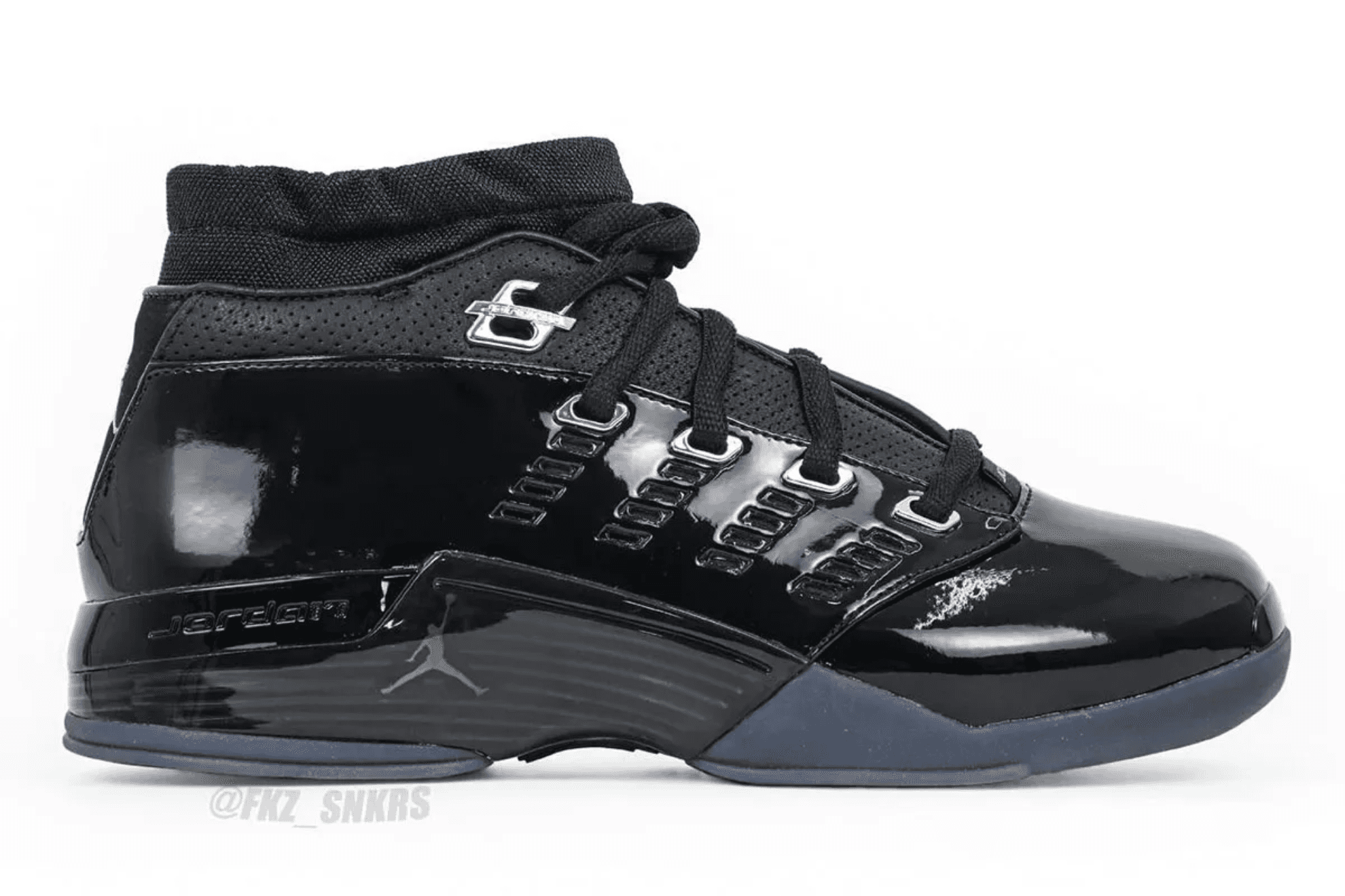 Air Jordan 17 Low "Black Pack"