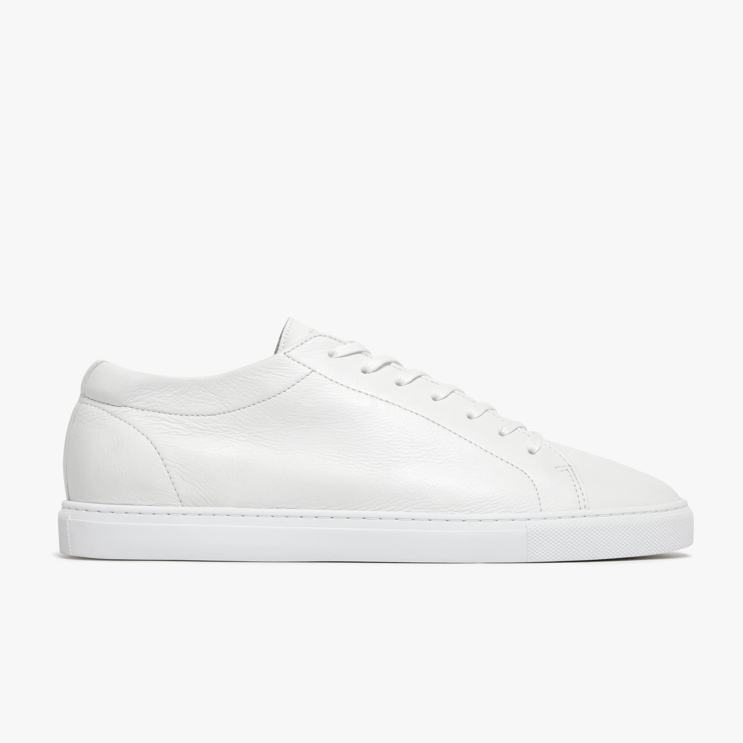 Uniform Standard Relaxed Sneaker